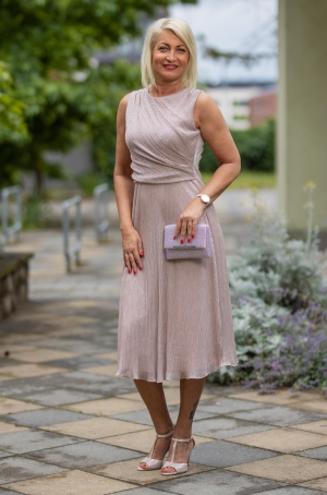 Swing női ruha midi.ujjatlan,oldalt raffolt,lurexes