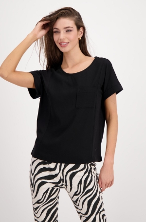 Monari női felső, kereknyakú, japánujjú, mellén zsebes