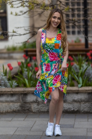 Maloka női ruha,ujjatlan, zsebes,zsinóros